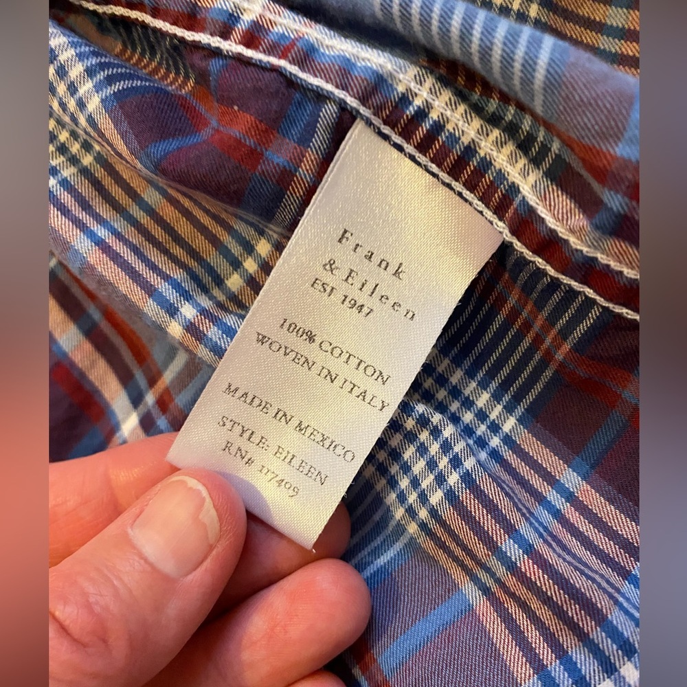 Frank And Eileen, Eileen Button Down, Size Medium… - image 4
